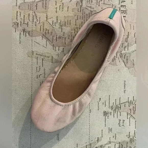 Tieks Shoes - Tieks Size 9 Pink Ballet Flat - LEFT SHOE ONLY